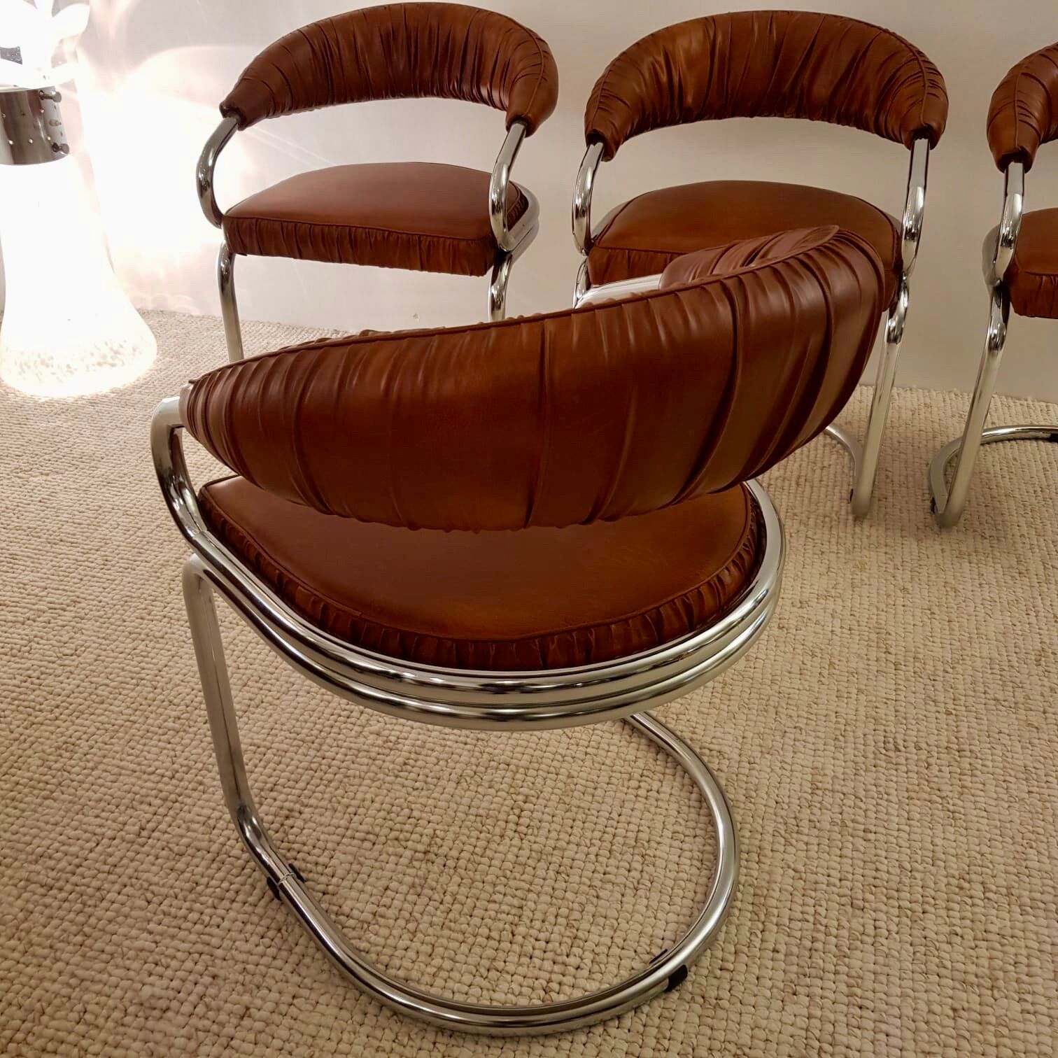 Set of 4 Giotto Stoppino chairs from the 1970s