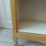 Petite bibliothèque de belle facture en bois brut finition cirée