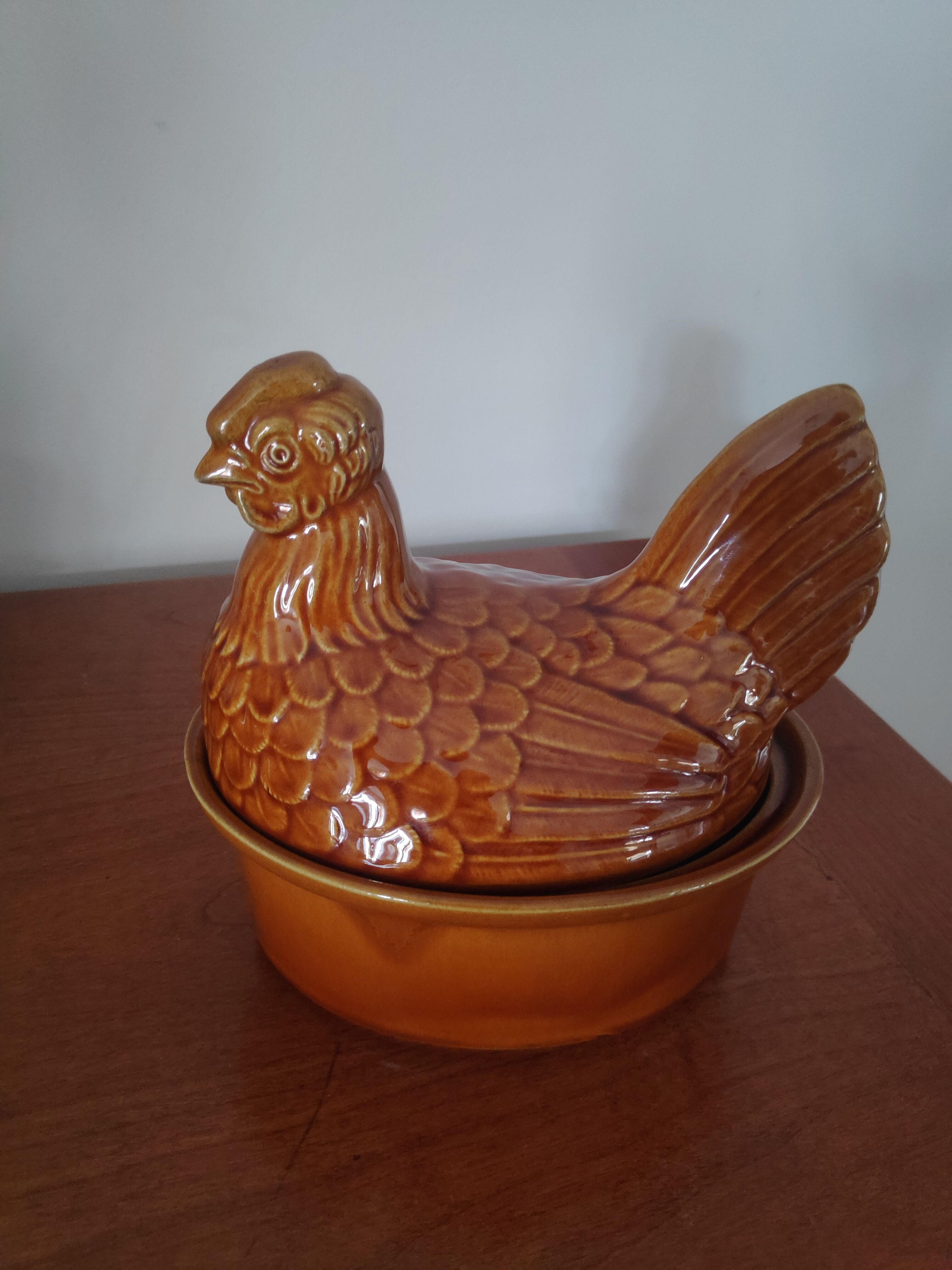 Terrine couvercle poule