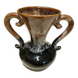 Vintage vase with double handle