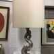 Lampe de table dauphin