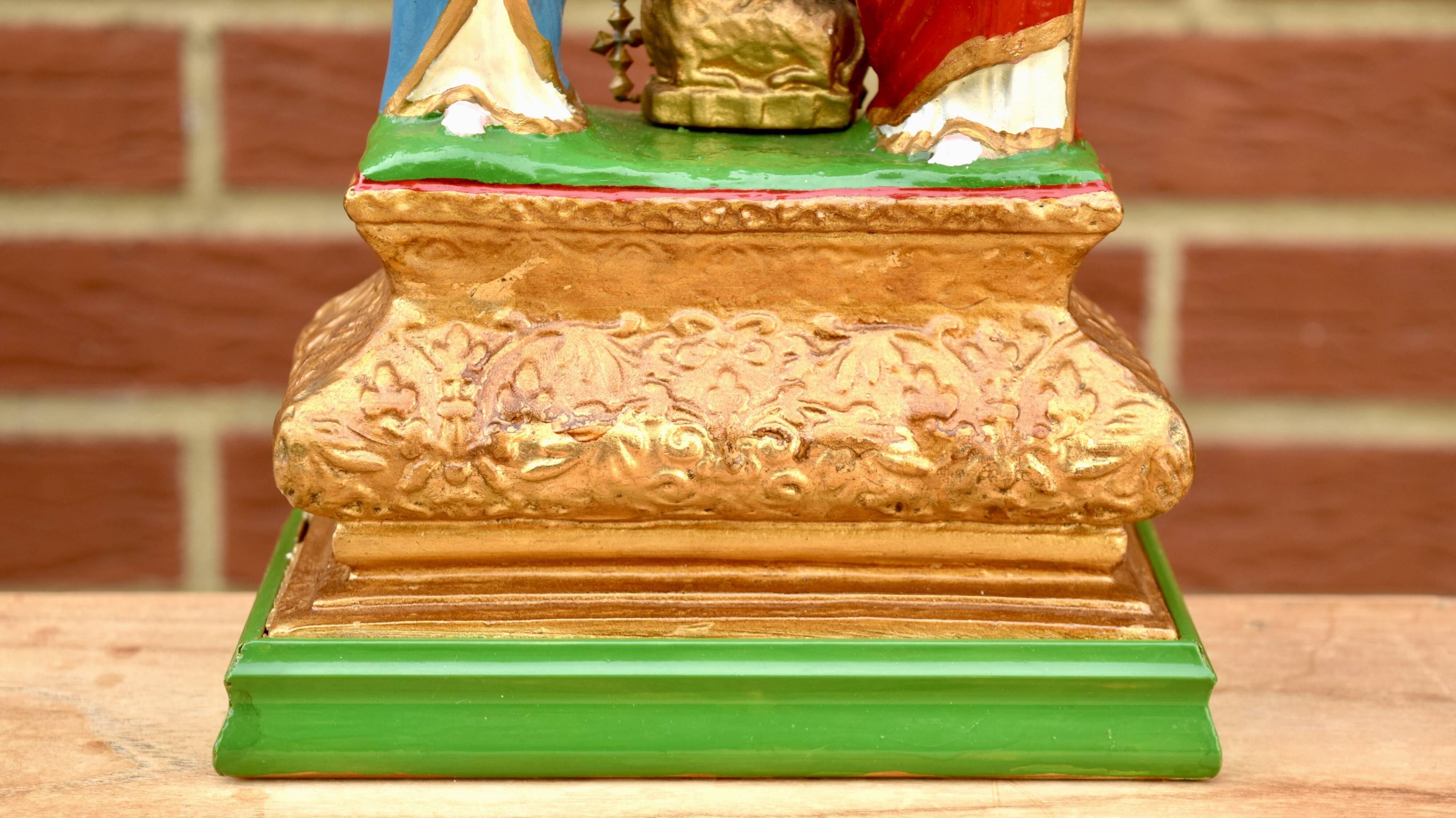 Vintage statuette Jesus on the Cross surrounded by Mary and John