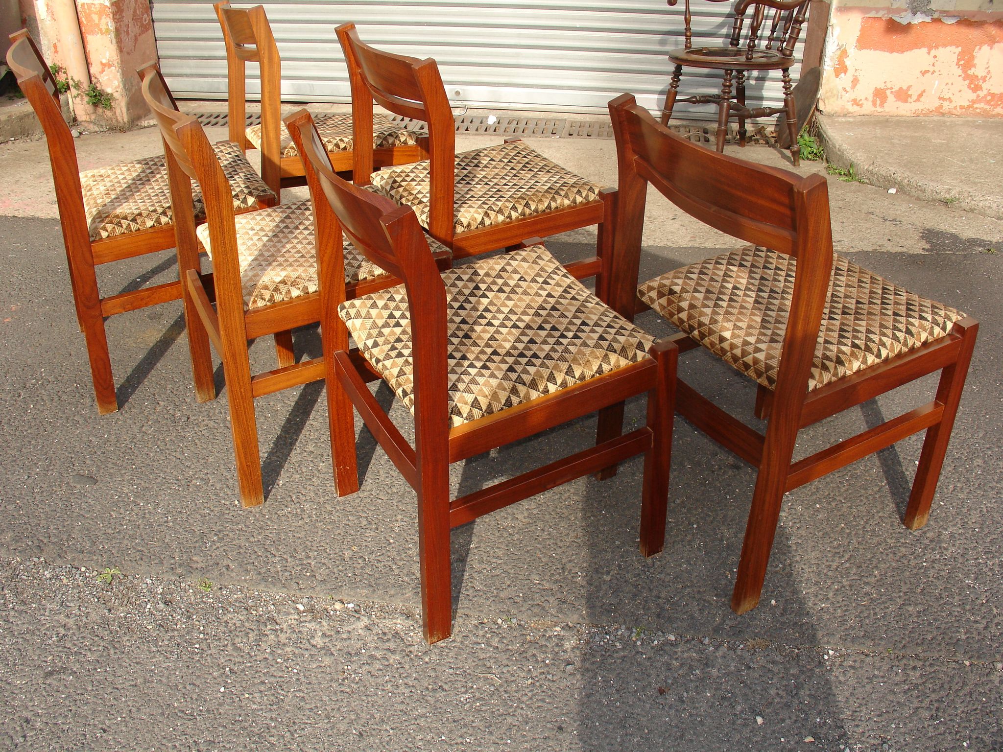 Série de 6 chaises en Pao Rosa vers 1950-60