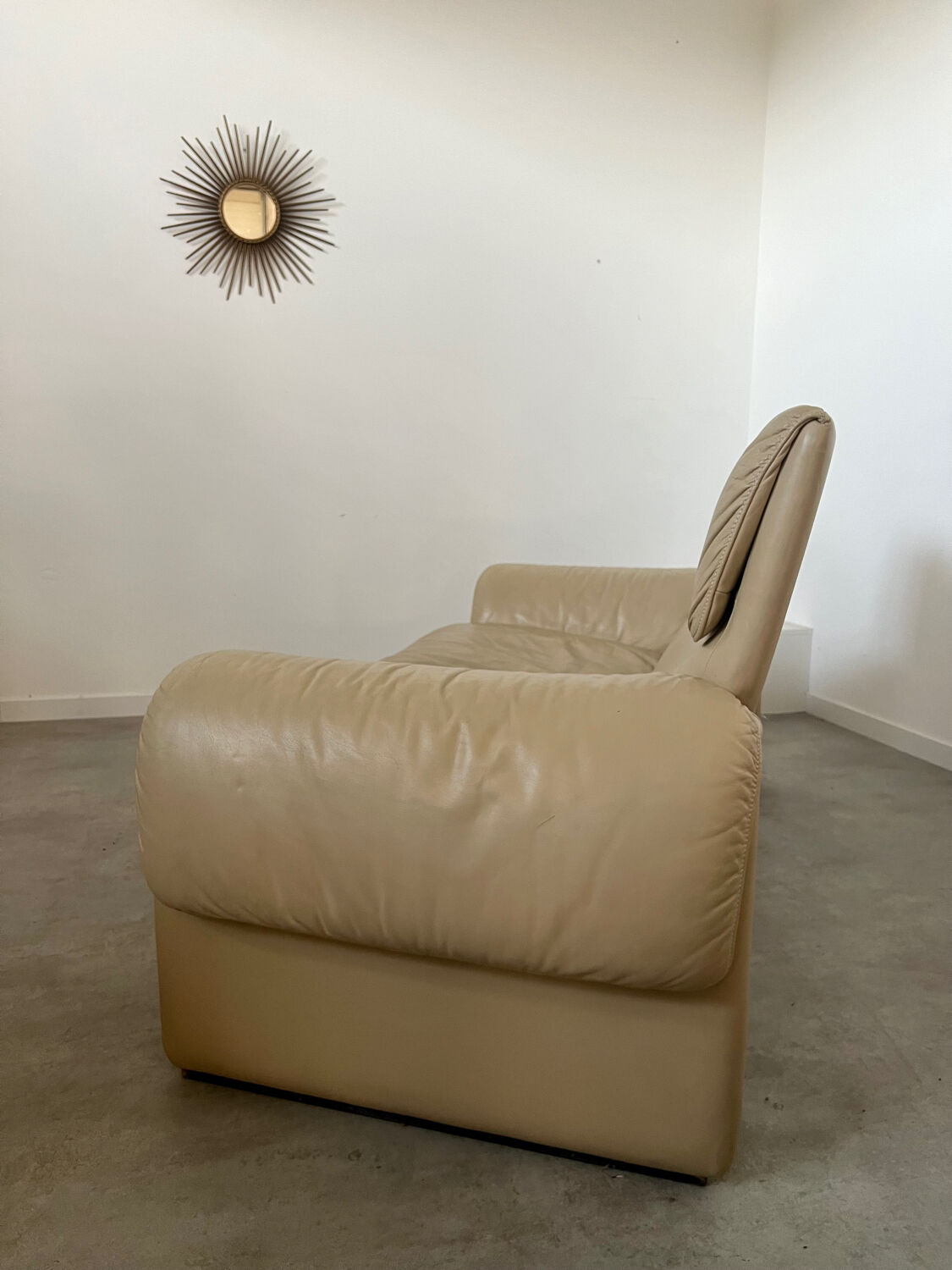 Vintage design sofa de sede ds-2011 in cream leather 2 places