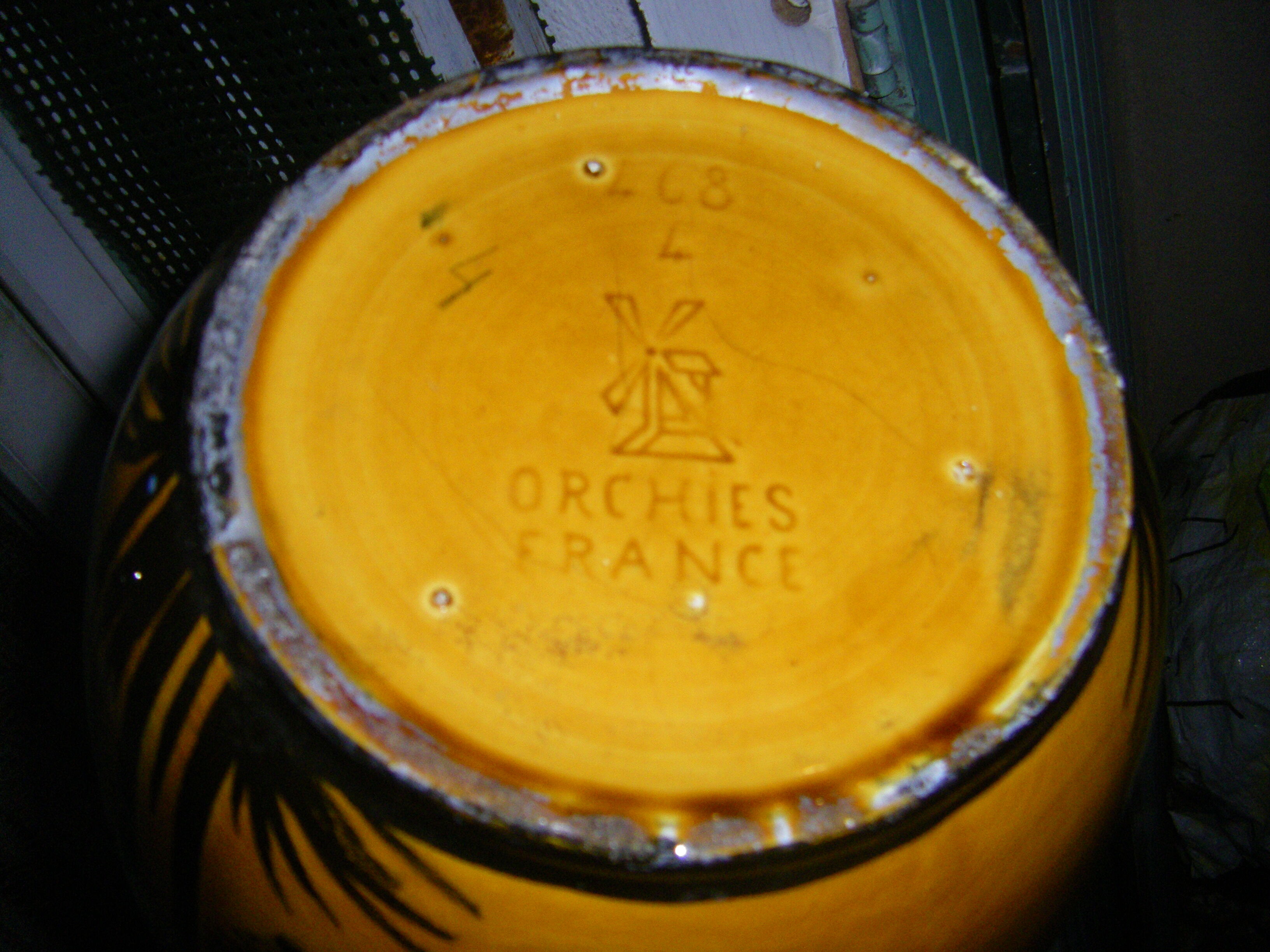 Vintage pot cover. Manufacture Orchies France