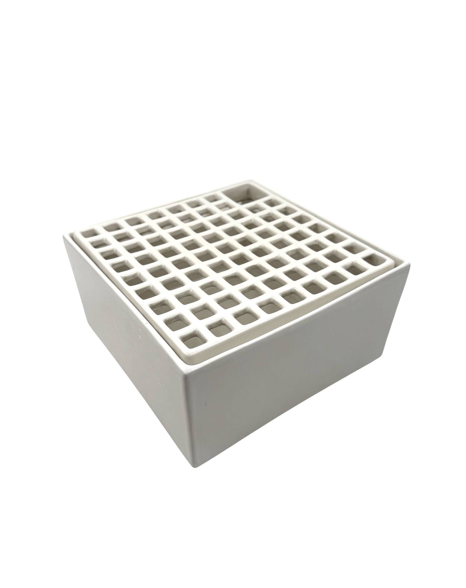 Studio Opi, White space age mod. Ikebana C ceramic vase / ashtray, Gabbiane