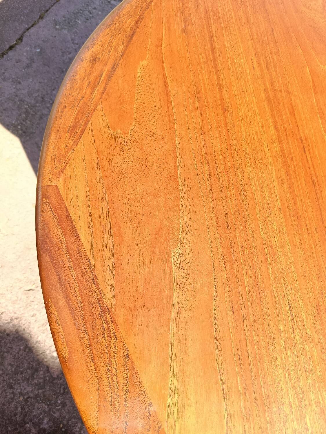 Table Svend Aage Madsen