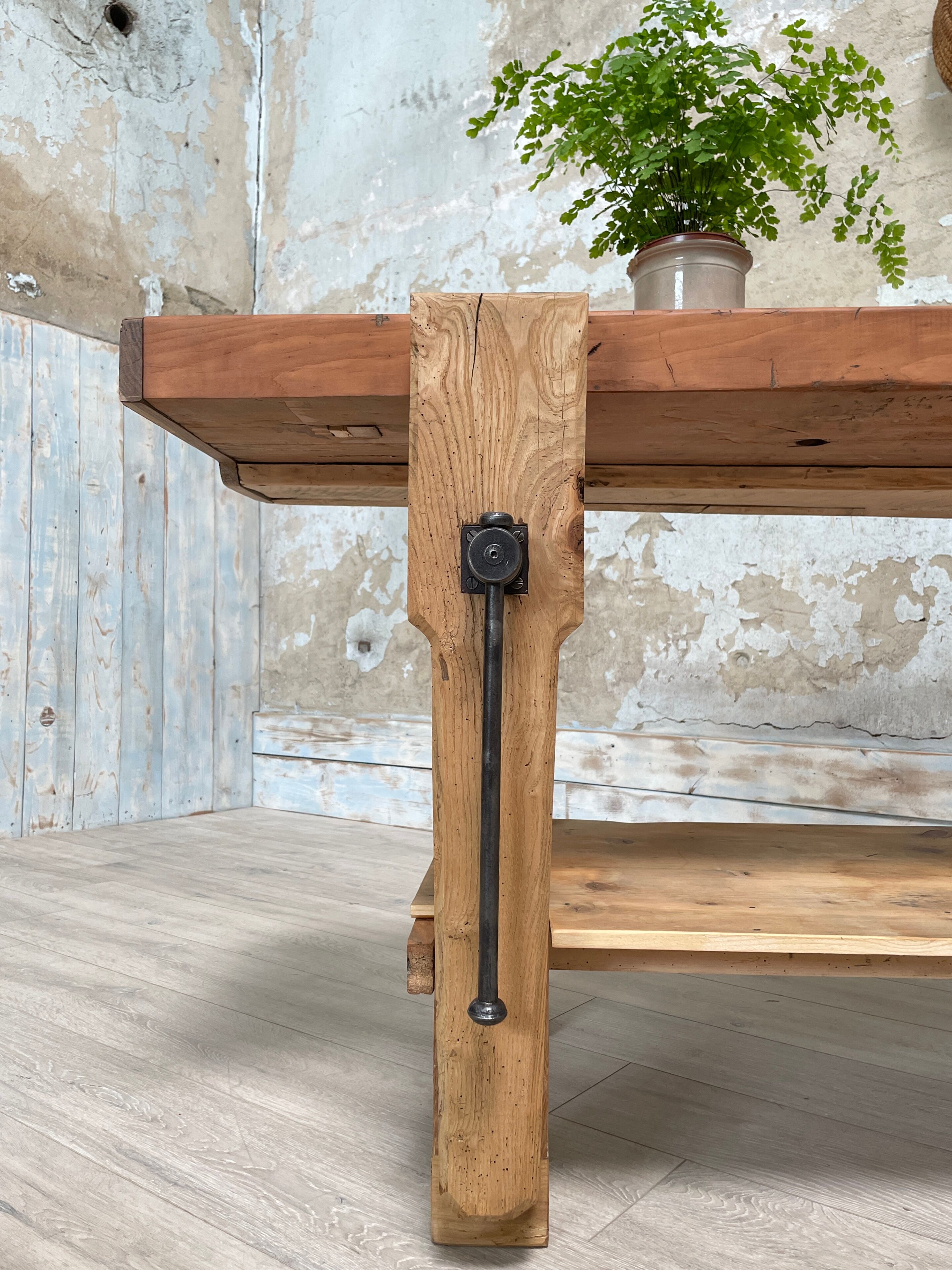 Solid wood workbench