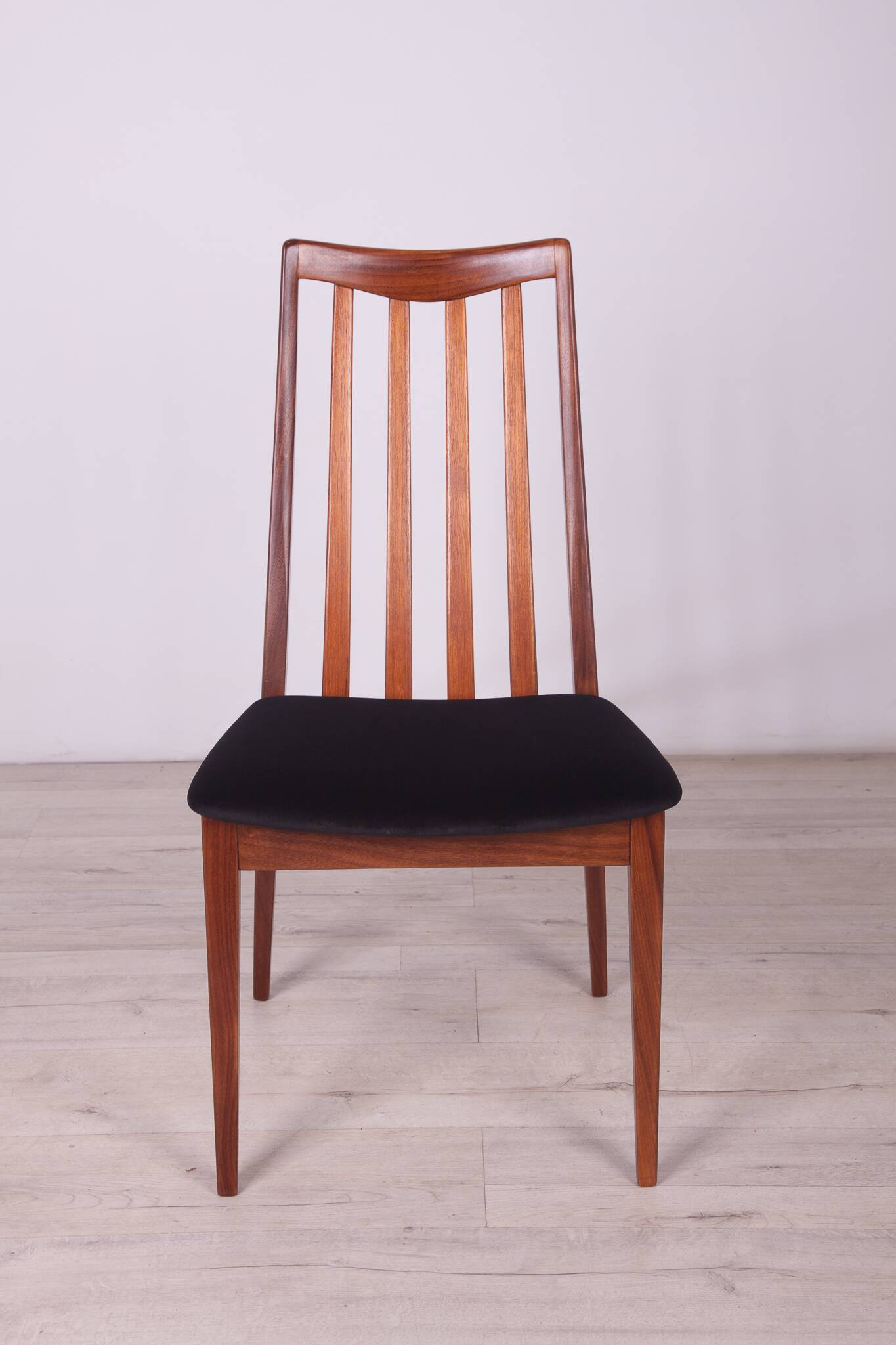 Mid-Century Teak Dining Chairs by Leslie Dandy for G-Plan, 1960s, Set of 4