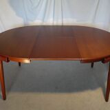 Scandinavian extensible round table Hans Olsen