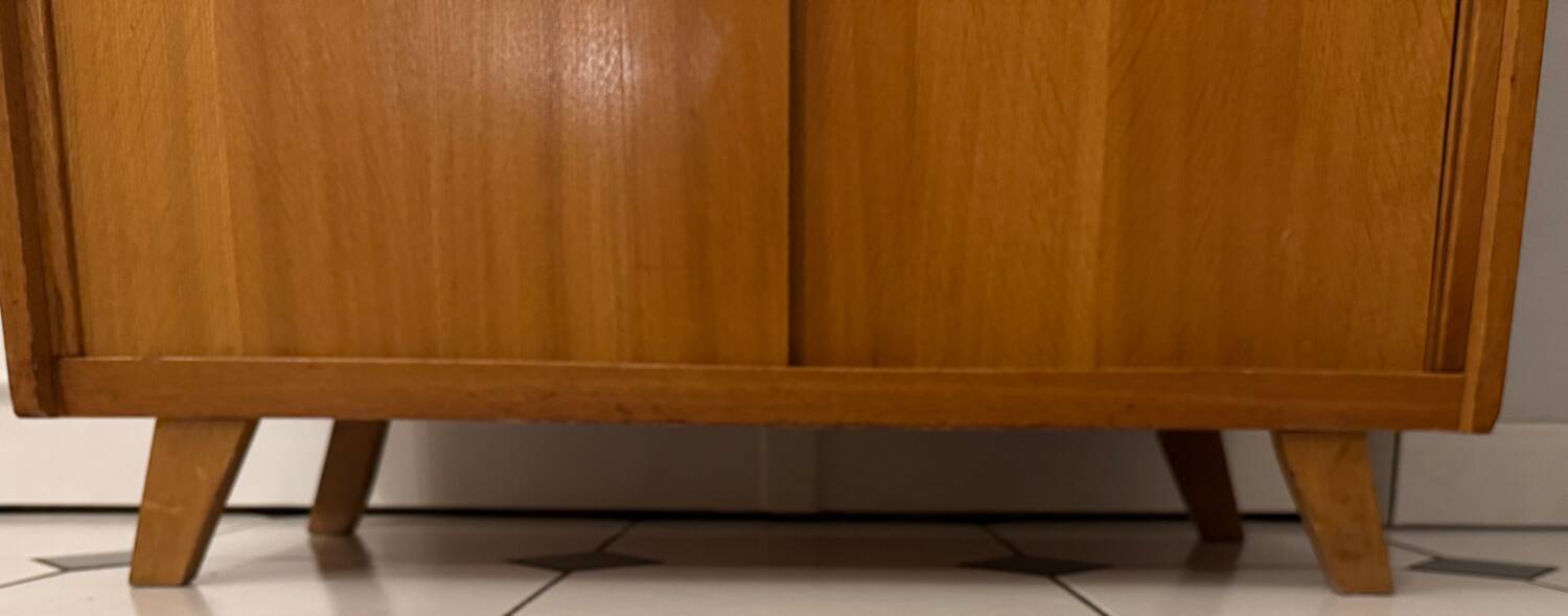 Vintage shoe cabinet with compass legs