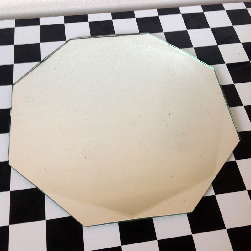 Octagonal mirror tray