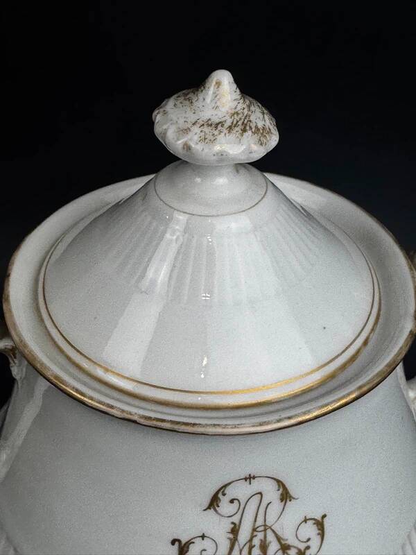 Large 19th century Paris porcelain sugar bowl with ARJ gold monogram