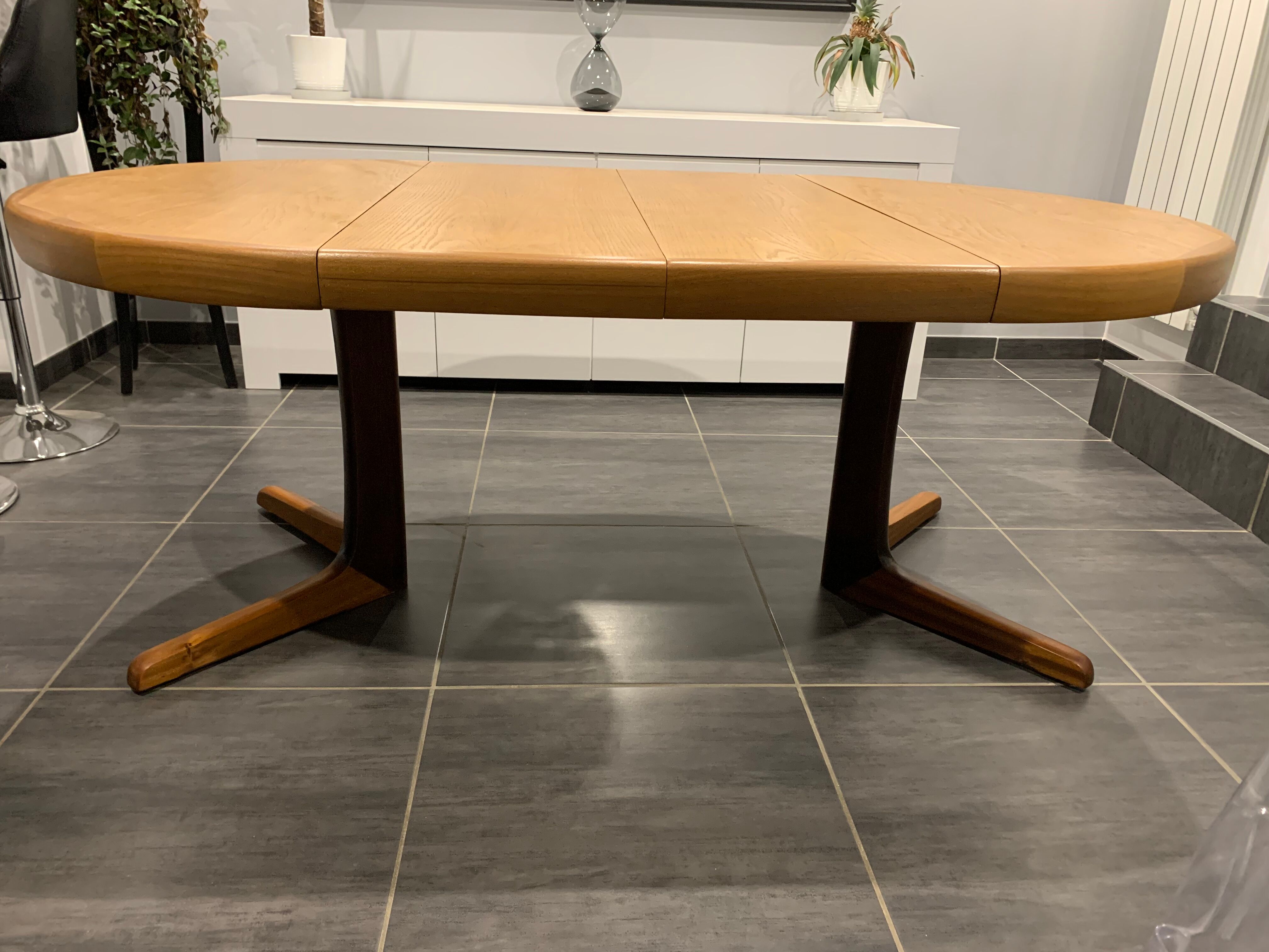 Baumann vintage 1970s extendable table
