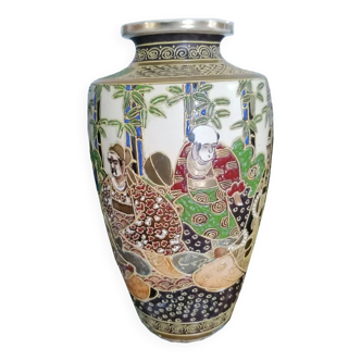 Vase en céramique Japonaise - Satsuma 20ème siècle.