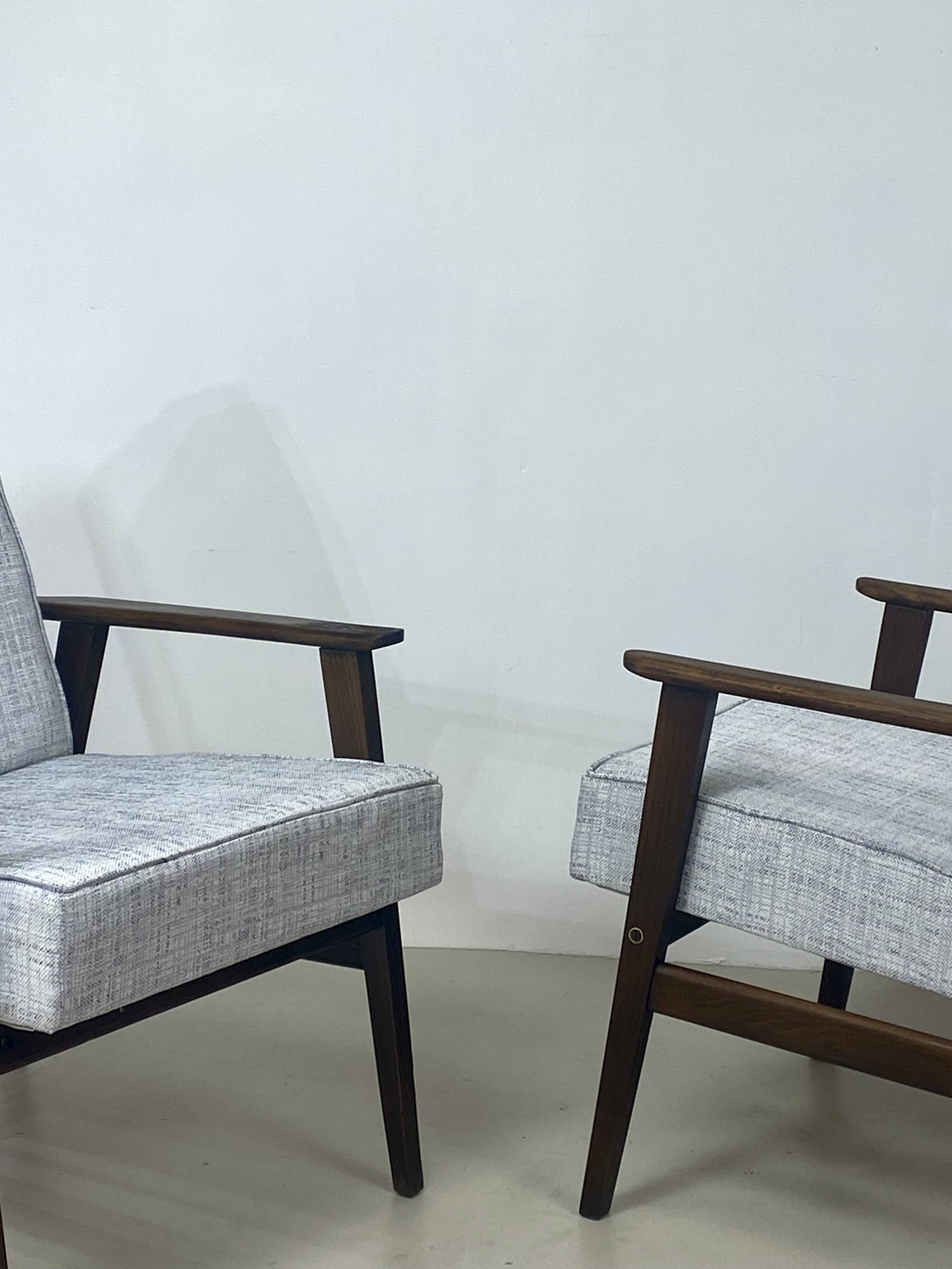 Pair of Henryk Lis 300-190 armchairs, 1970s, heathered grey-blue fabric. Ref: