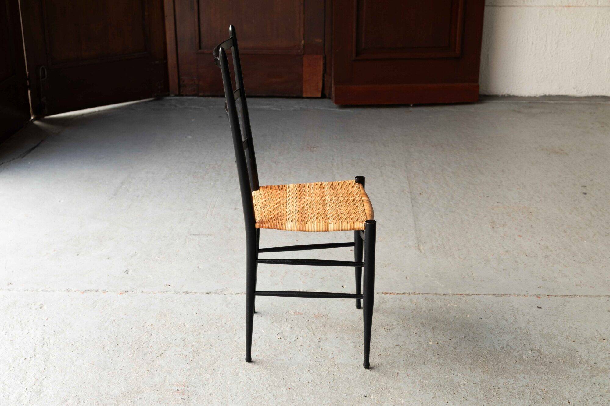 Set of 8 dining chairs ‘Baletta’ by Enrico Delmonte