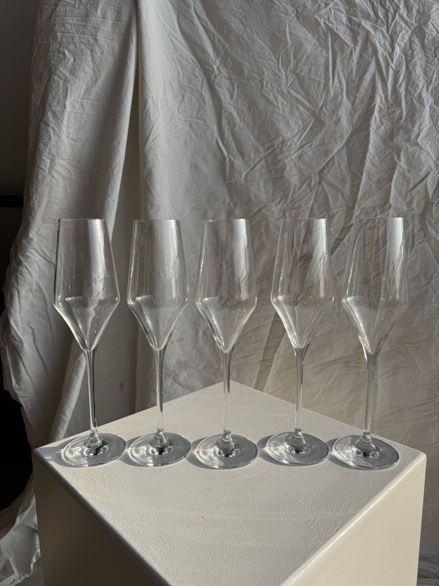 Lot de 5 grandes flûtes à champagne