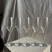 Lot de 5 grandes flûtes à champagne