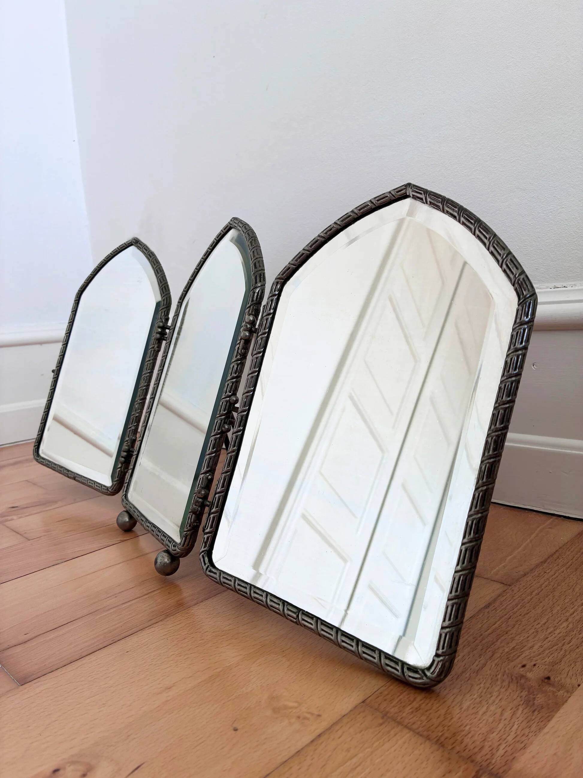 Art Deco tri-fold boudoir vanity mirror, English, 1920s