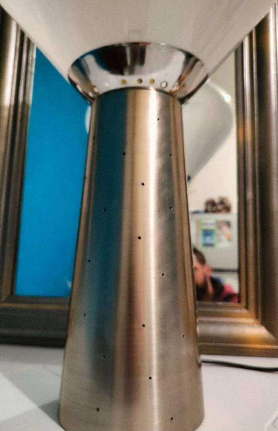 Lampe acier brossé vintage abat jour transparent blanc Italie  1970