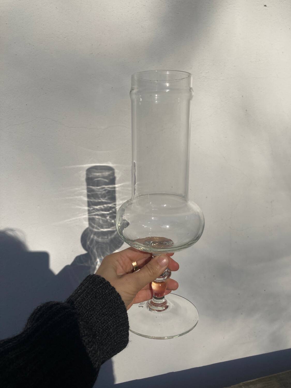 Vase sur pied en verre transparent