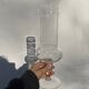 Vase sur pied en verre transparent