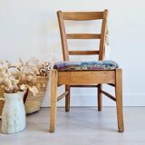 Chaise en bois ancienne tapissée