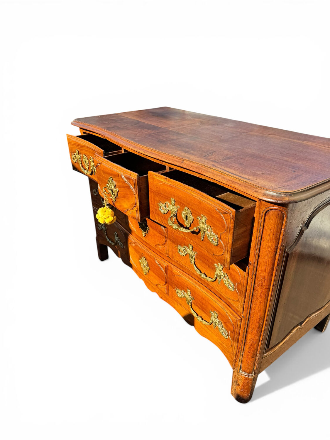 Parisian commode from the Louis XIV – Louis XV period, 18th century.