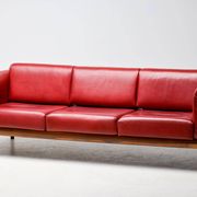 Johannes Andersen modern mid-century Danish canapé in rosewood and burgundy leather