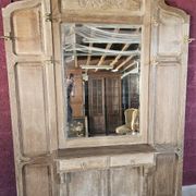 Antique oak entrance hall wardrobe. Mirror. Early 20th century.