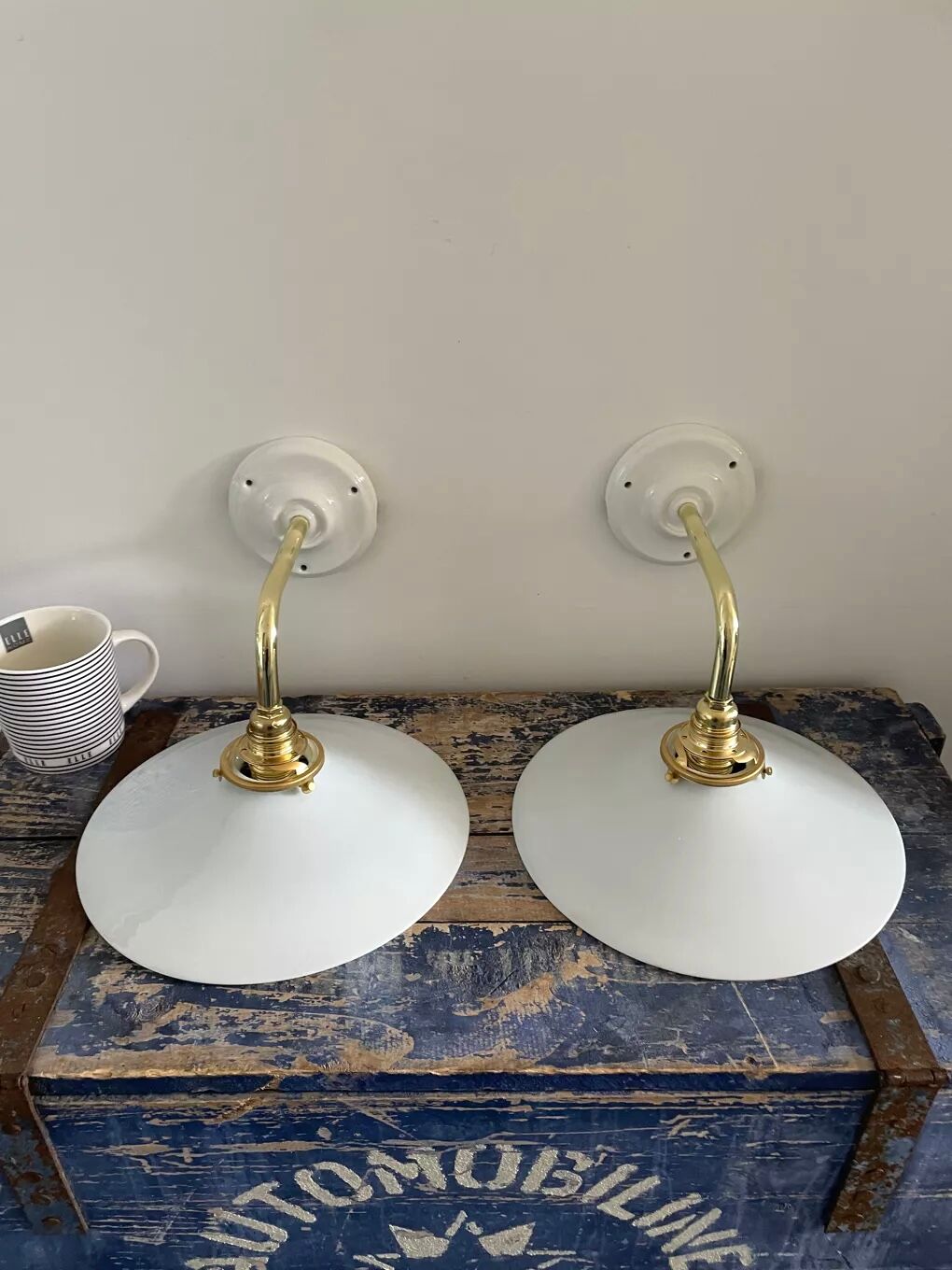 Set of two electrified white opaline wall lamps to nine