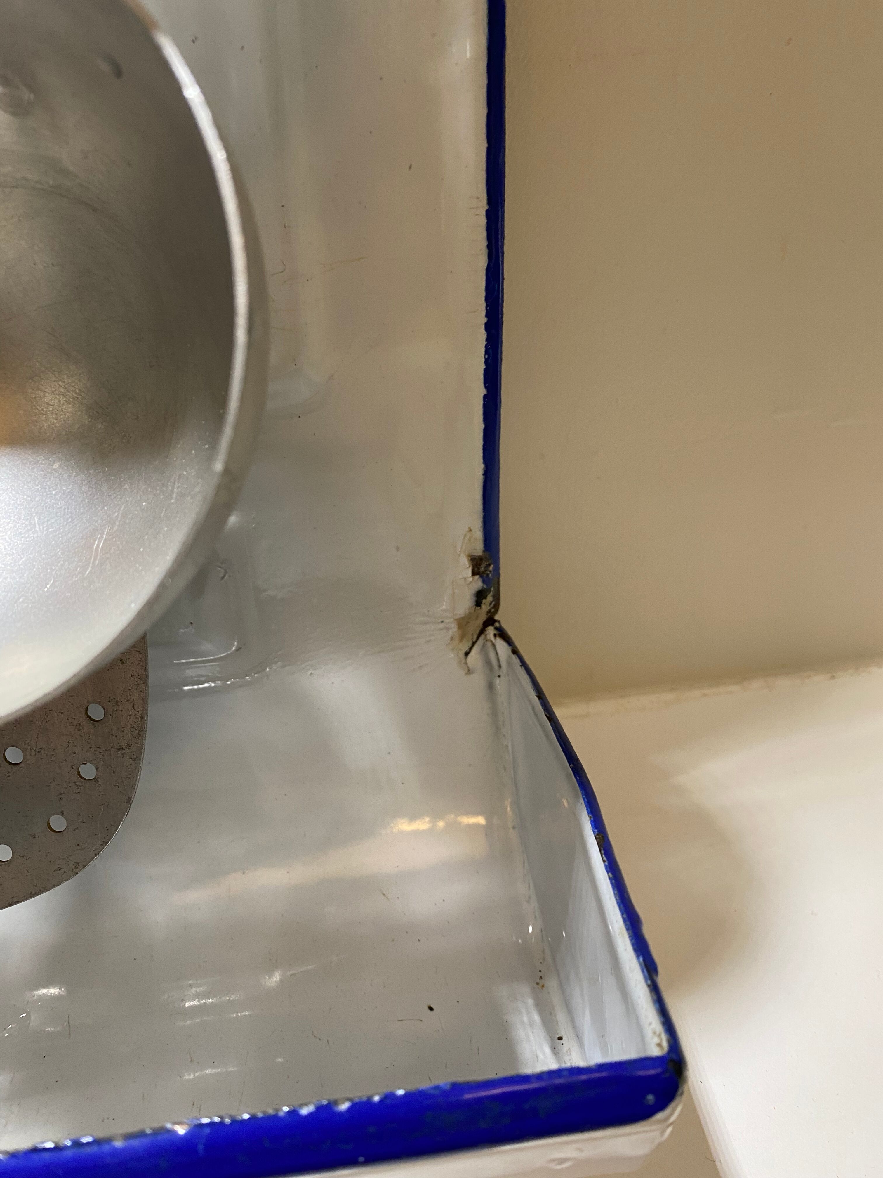 vintage enamel utensil holder