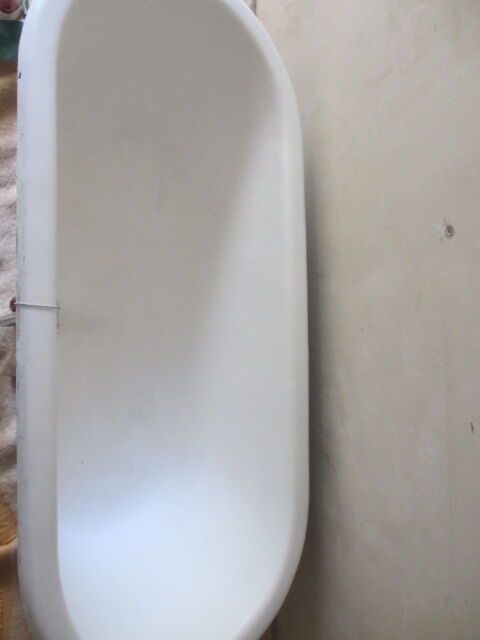 Antique cast iron bathtub