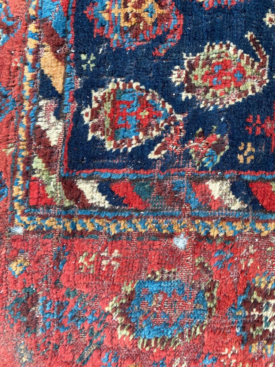 Pretty old Persian carpet of ghashghai handmade 177x328 cm