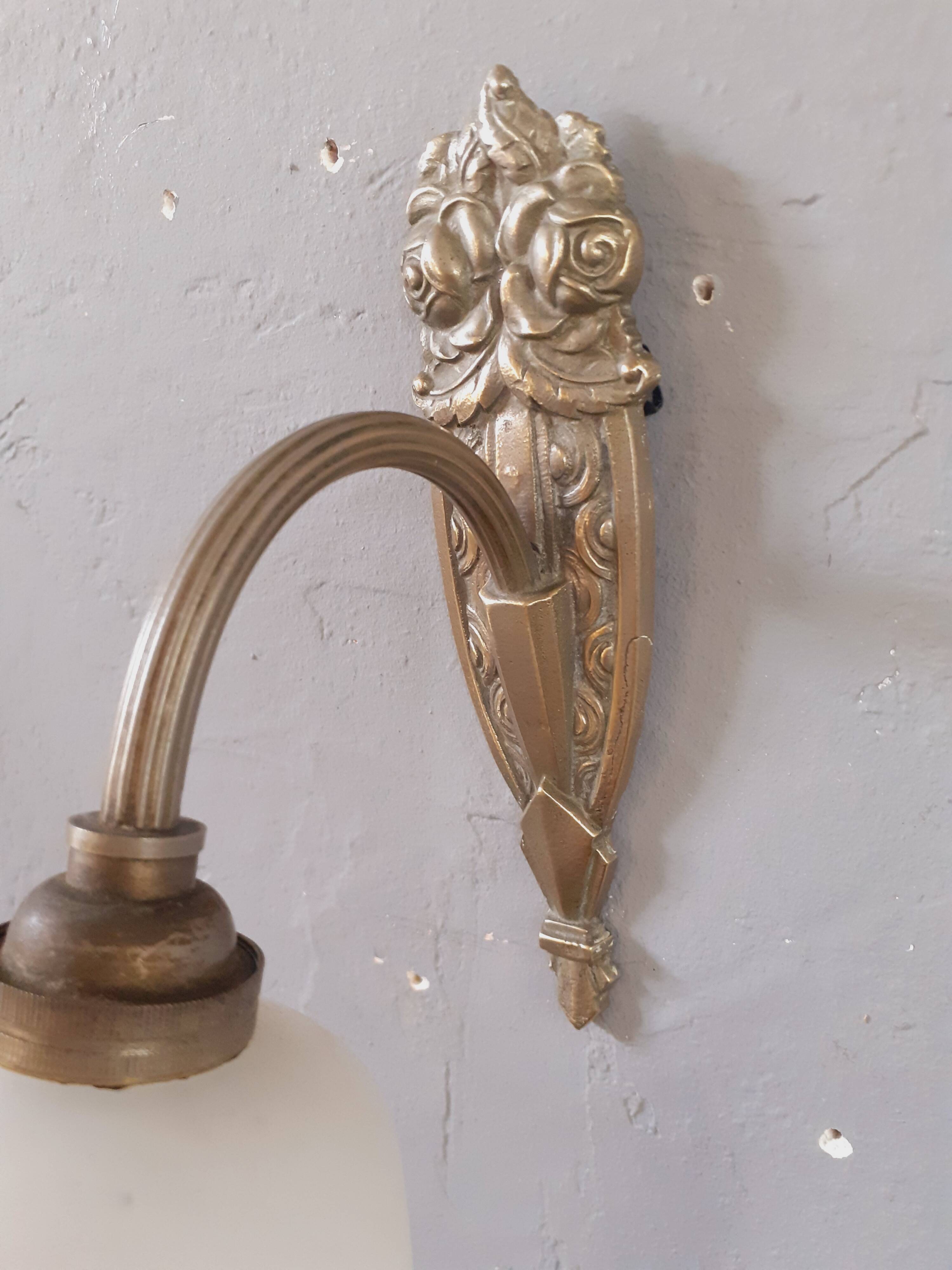 Art Deco wall lamp