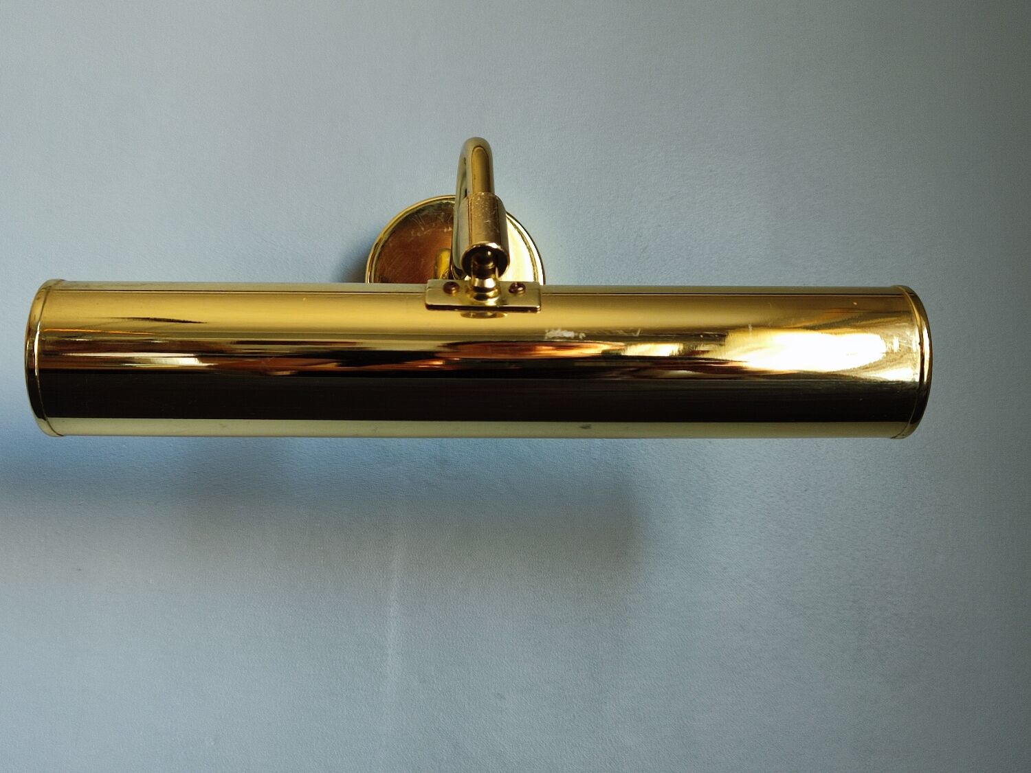 Vintage brass wall lamp