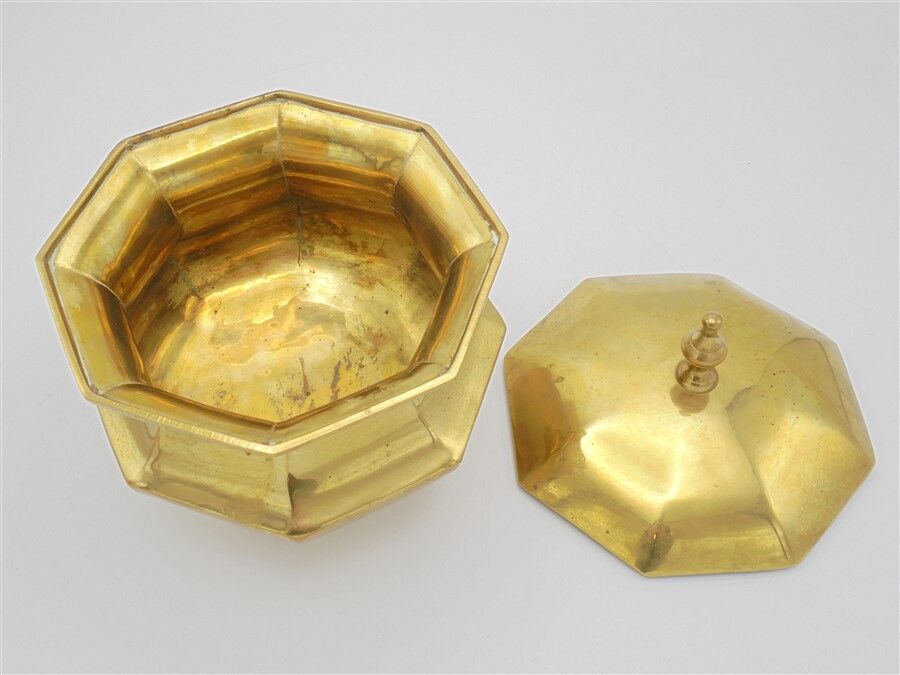 Brass bonbonnière
