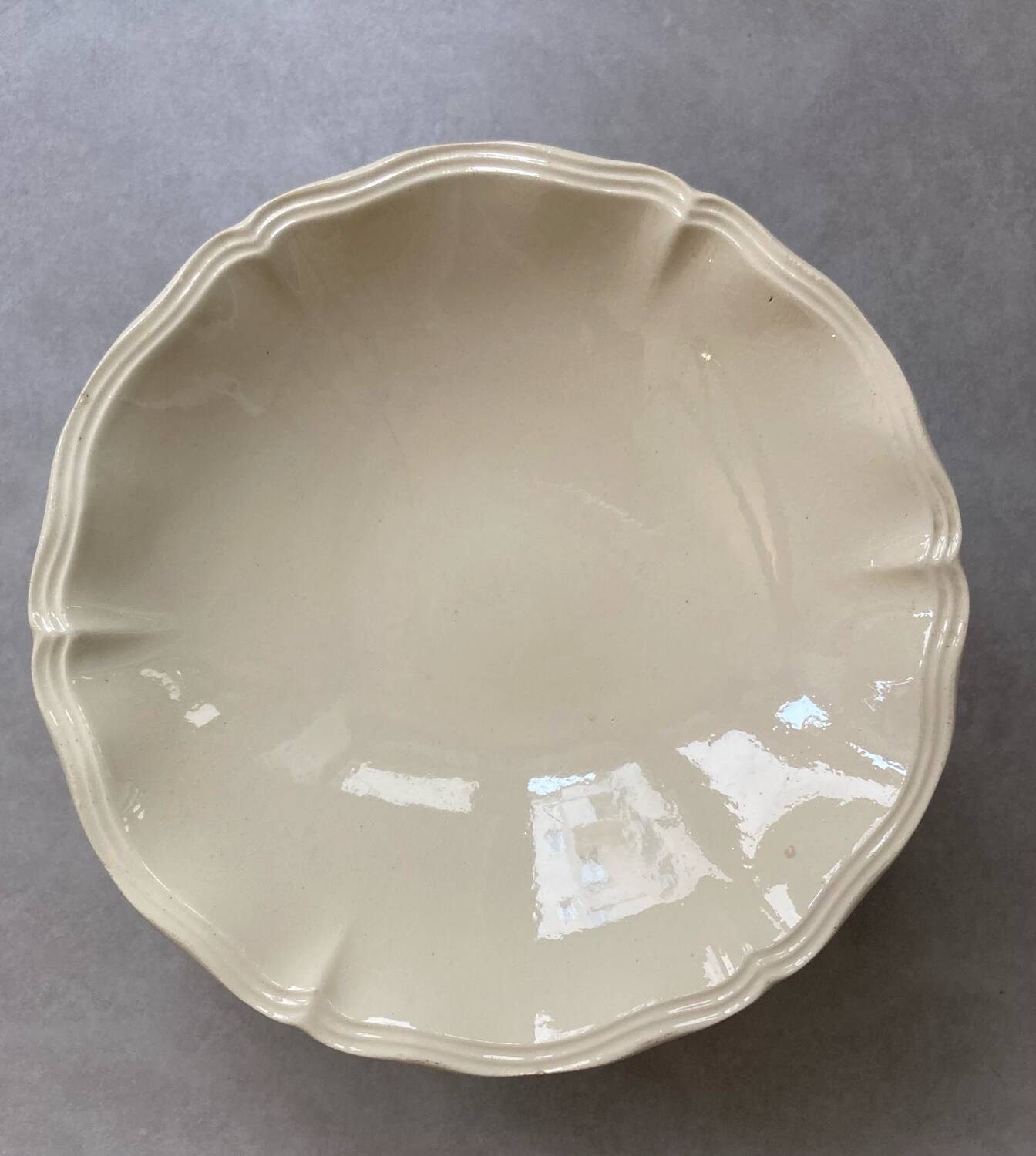 Sarreguemines compotier, ivory model with gadroons