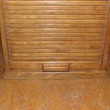 Light oak curtain binder