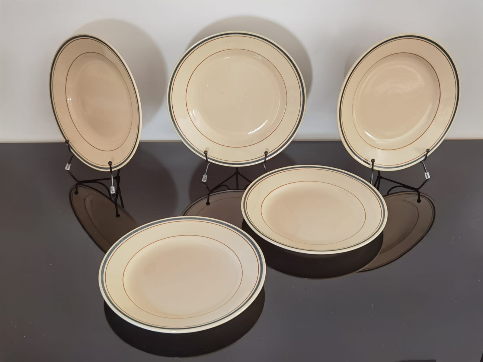 Set of semi-hollow ceramic plates from St Amand