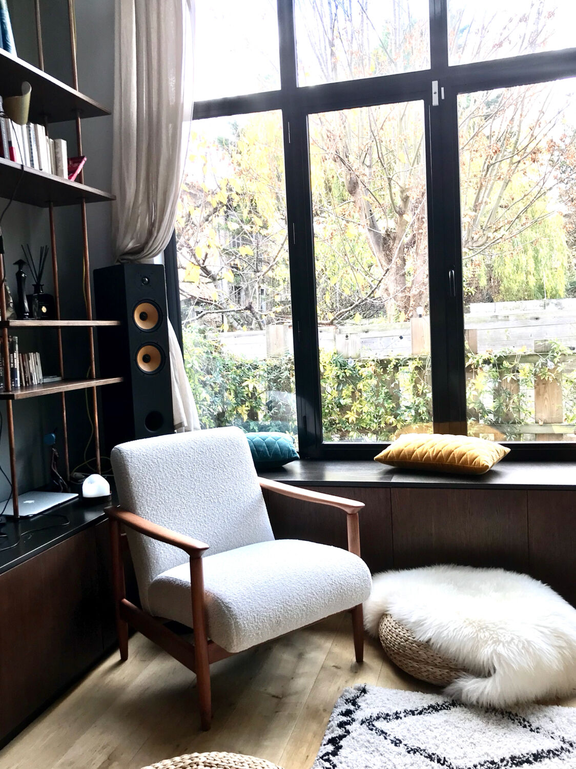 Armchair year 70 loop renovated