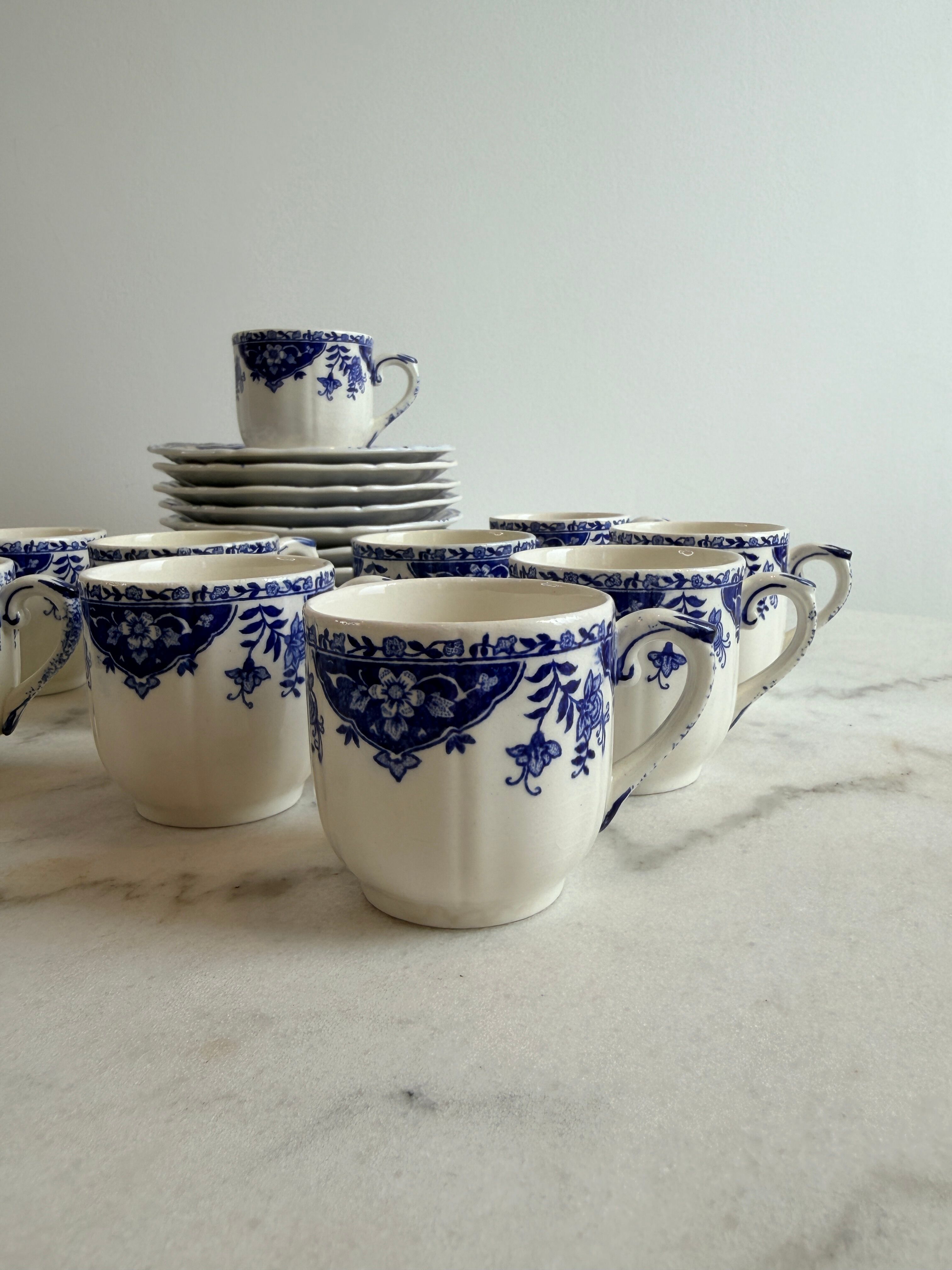 Set of 10 coffee/espresso cups - Gien - Ironstone