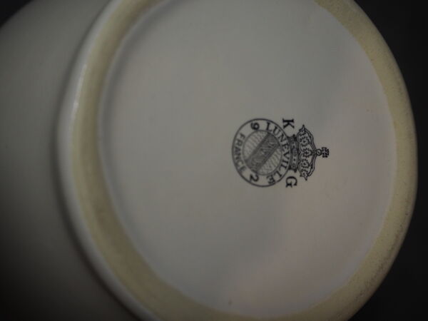 Vase ‘petit’ Louis XV numéroté collection reverbere faïence Lunéville France KG
