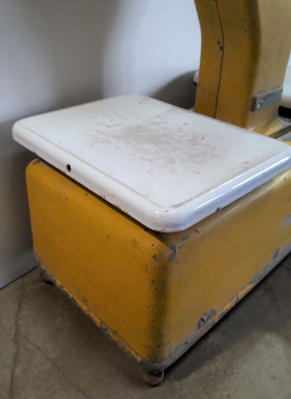 Great grocer's scale, old andré market gardener