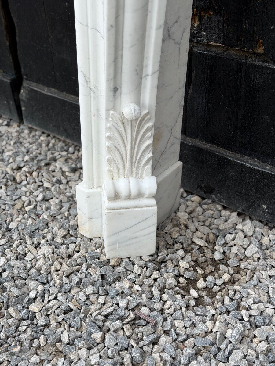 Louis XV style fireplace in Arabescato marble, circa 1980.