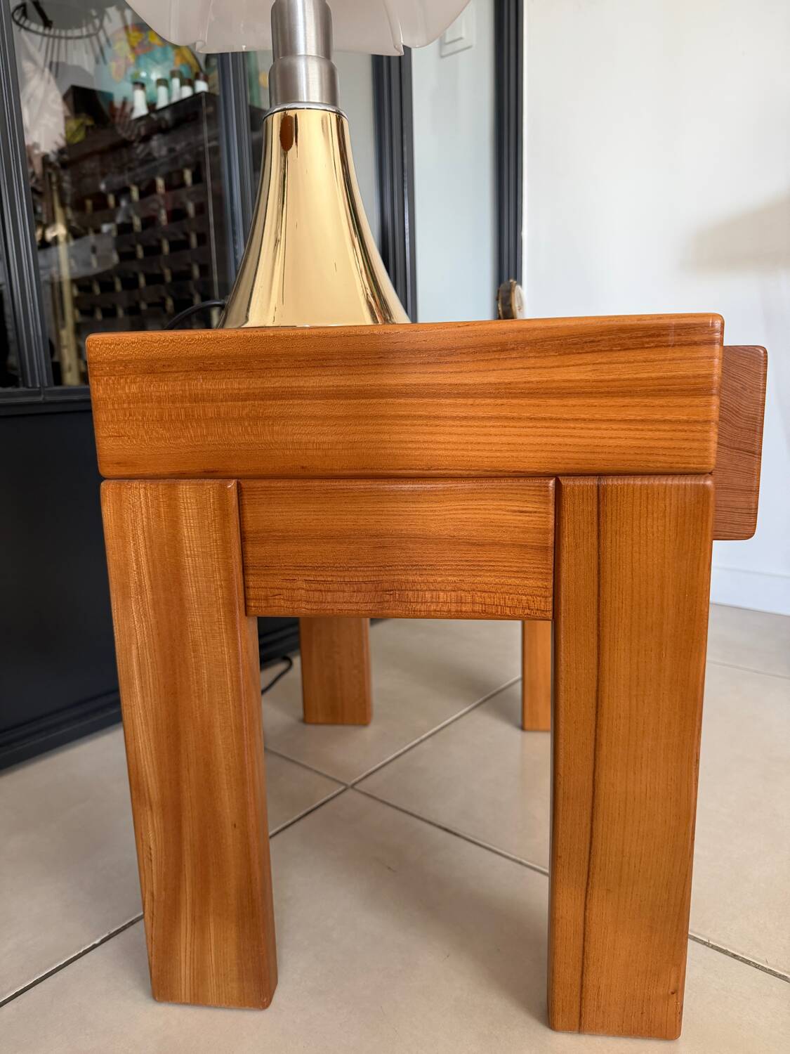 Solid elm bedside table – Maison Regain