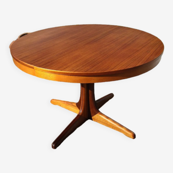 Baumann teak table