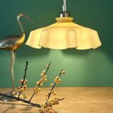 Suspension abat-jour vintage en opaline jaune