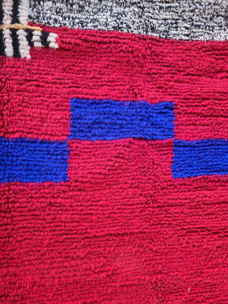 Traditional natural wool rug with colourful patterns, size 2/3 m.